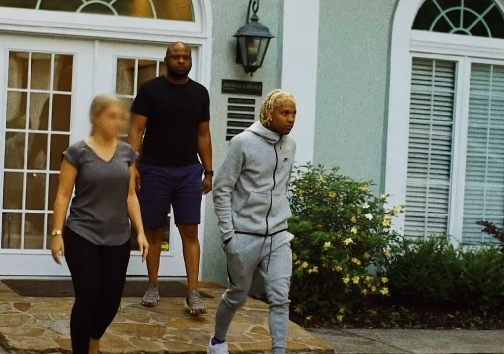 Lil Durk w dresie Nike Tech Fleece na teledysku do utworu "Turn Myself In"